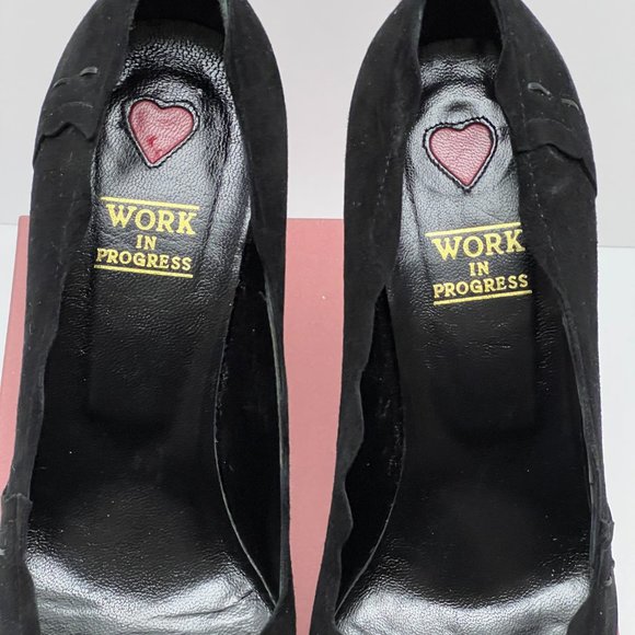 ❤️❤️Italian Suede Black Pump Heels Size 7 by Work In Progress - Picture 4 of 10